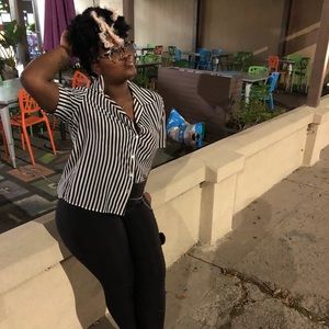 Meet your Posher, Rakiera